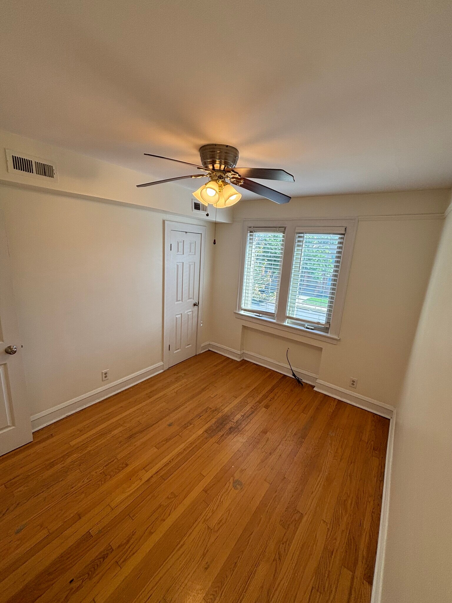 Bedroom - 5844 W 55th St