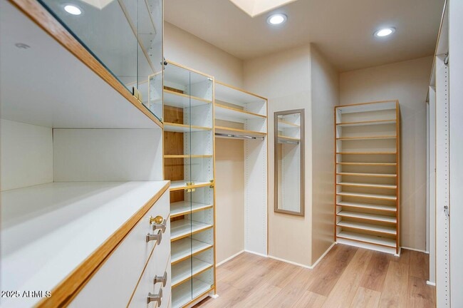 Building Photo - 10420 E Morning Vista Ln