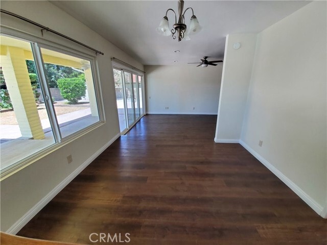 Building Photo - 588 W 17th St