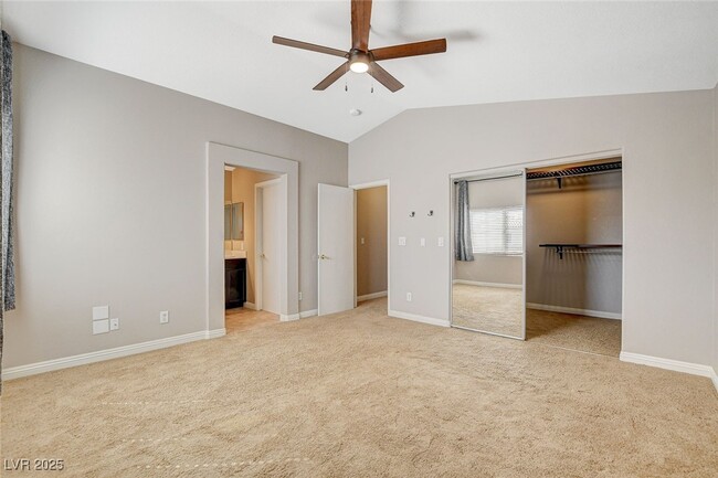 Building Photo - 688 Emerald City Ave