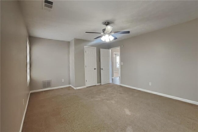 Building Photo - 1263 Melrose Forest Ln SE