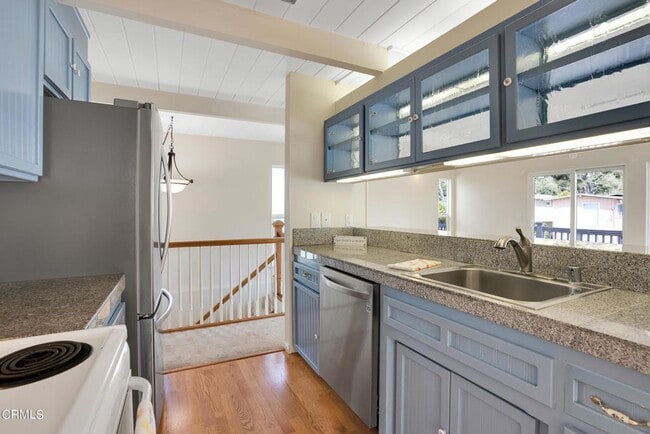 Building Photo - Beautiful 3 bedroom in Rio Del Mar Flats with Ocean Views!