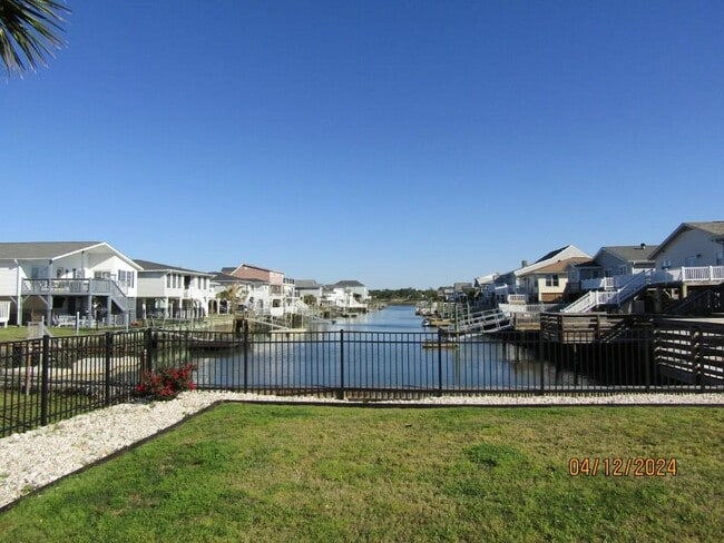 Building Photo - 5001 N Ocean Blvd