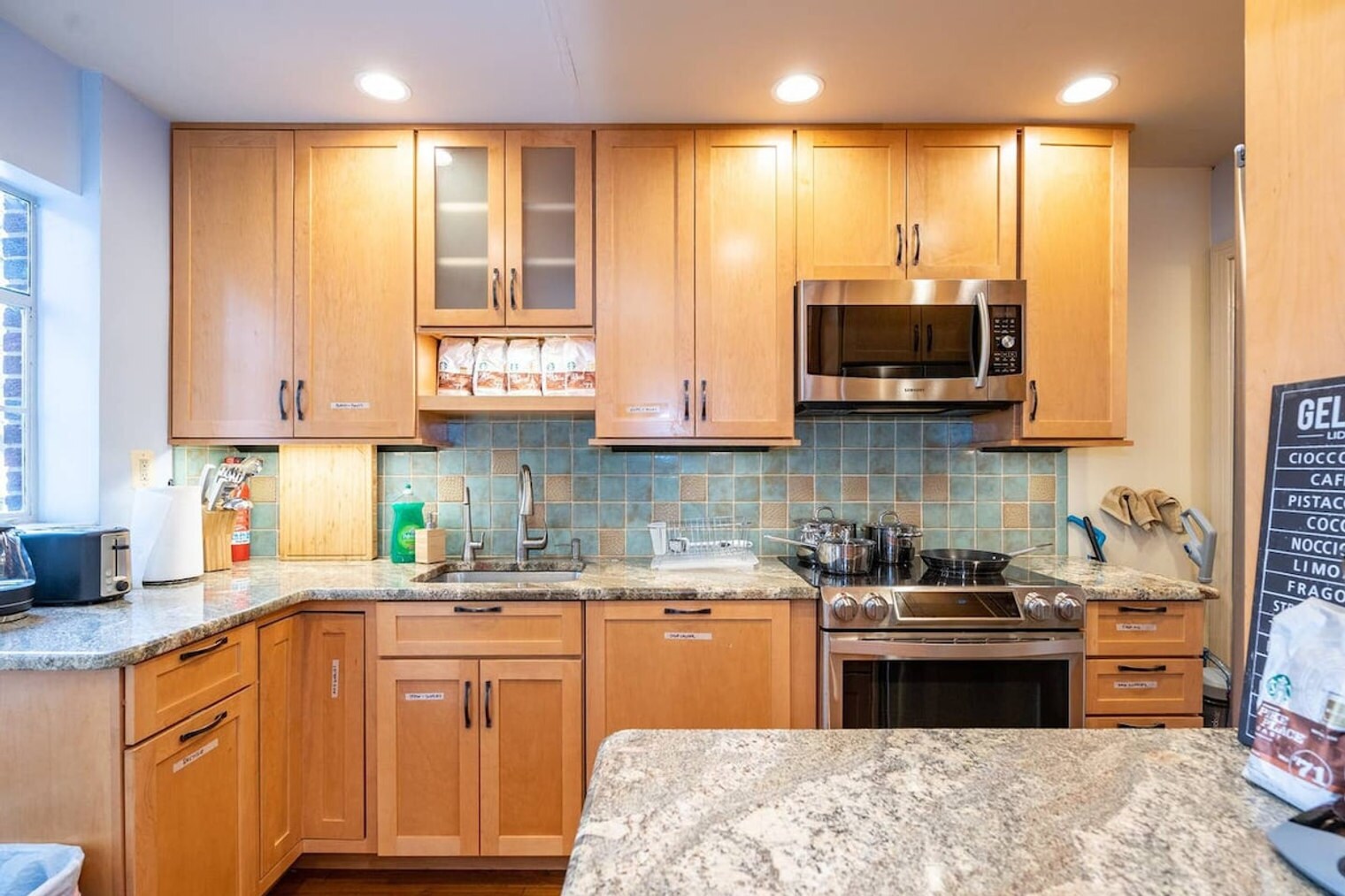 Building Photo - 809 Chetworth Pl