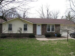 Building Photo - Great Location with 4 Bedrooms Rental Home