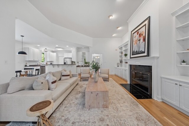 Building Photo - 42 Cheswick Pl