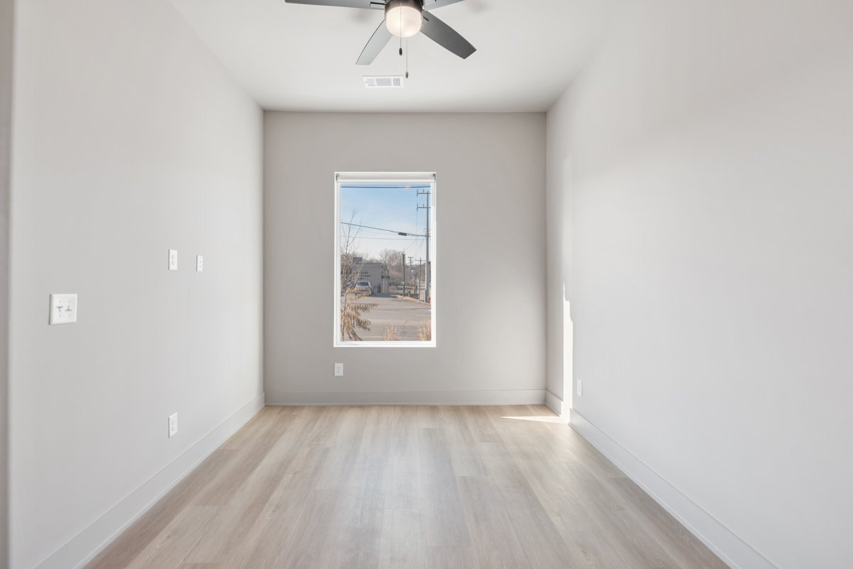 Building Photo - 1090 Haysboro Ave