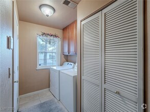 Building Photo - 2521 Seascape Dr
