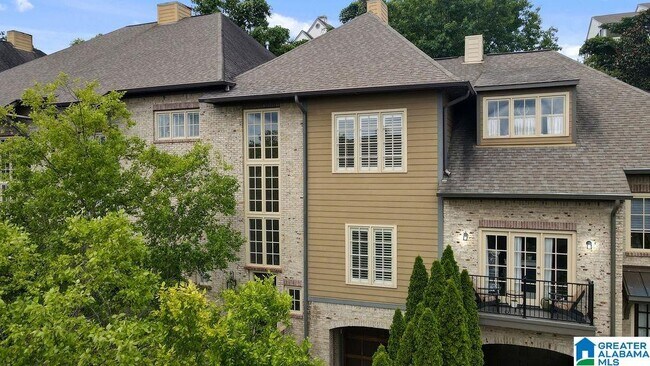 Primary Photo - 2081 Eagle Ridge Dr