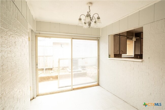Building Photo - 1207 Wales Dr