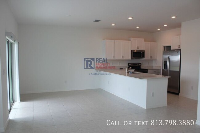 Building Photo - 32146 Powderpuff Mimosa Dr