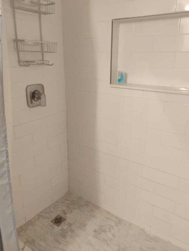 Building Photo - 6035 Sea Ranch Dr