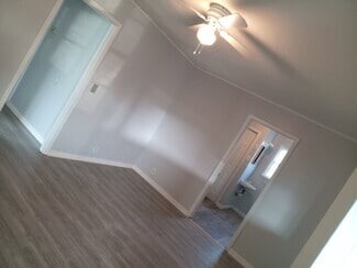 Building Photo - 2810 N Saint Louis