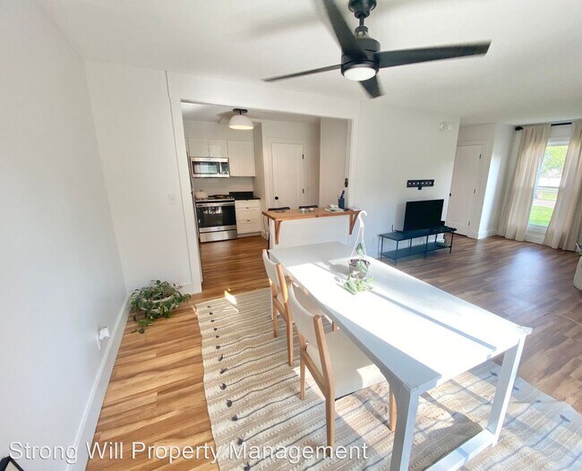 Building Photo - 2 br, 1.5 bath House - 335 Ledgewood Circl...