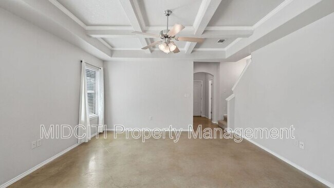 Building Photo - 1125 Brown Rock Dr