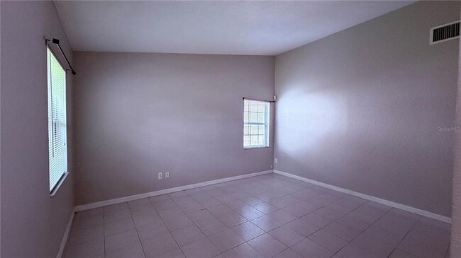 Building Photo - 400 Morrill Terrace