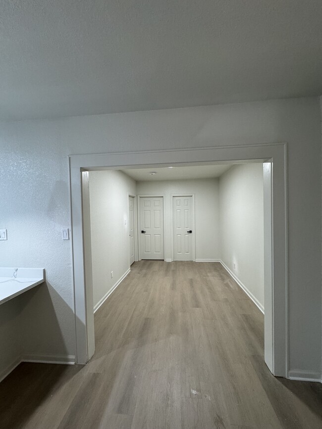 Dining room - 4928 Avenue R 1/2