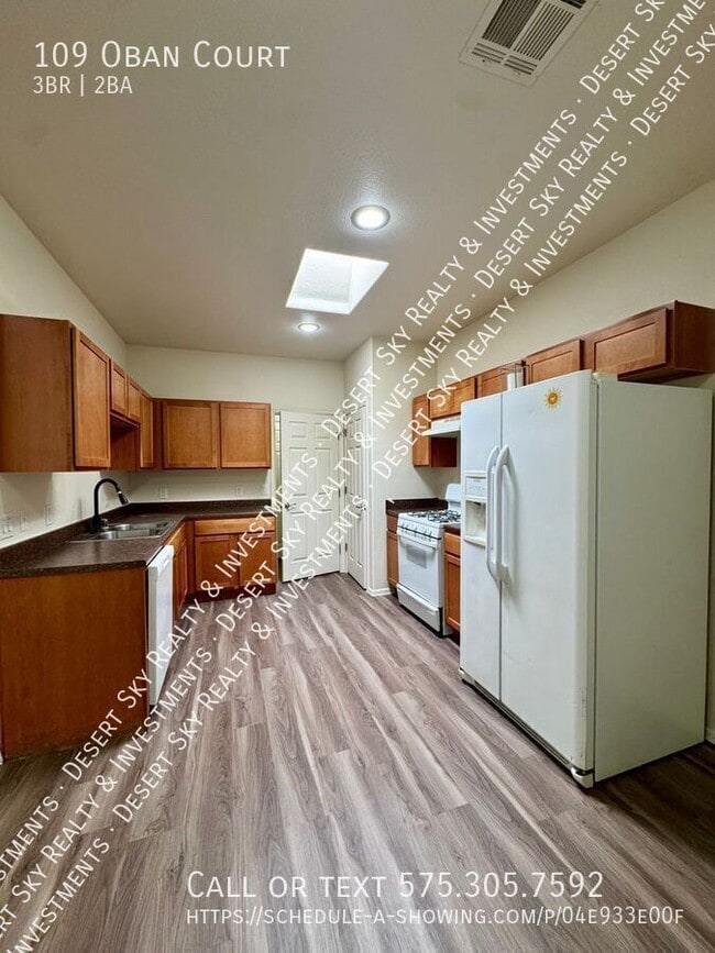 Building Photo - 109 Oban Ct