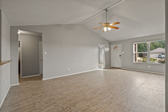Building Photo - 2533 Judes Ct