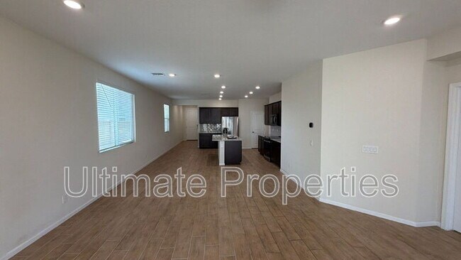 Building Photo - 18148 W Daley Ln