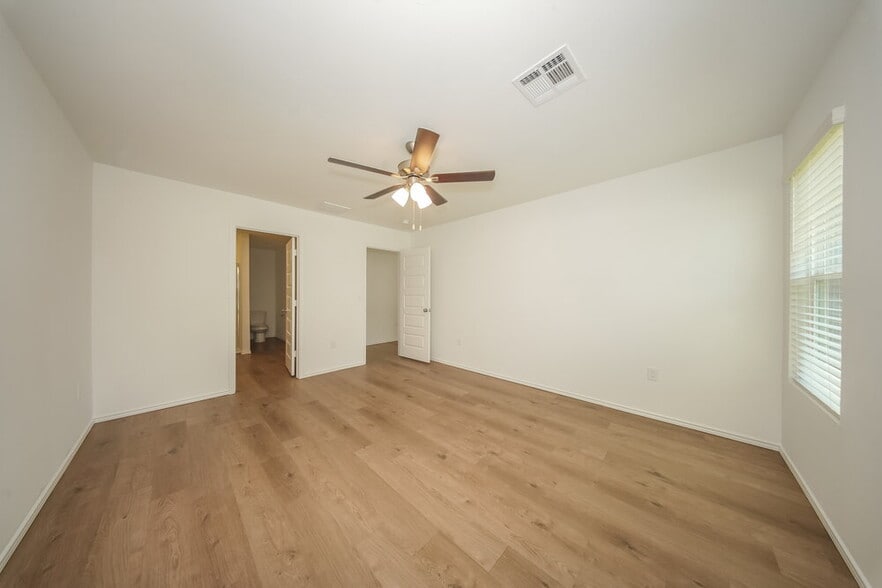 Building Photo - 5908 Norway Spruce St