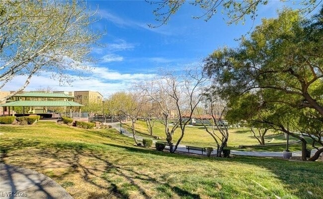 Building Photo - 10529 Headwind Ave