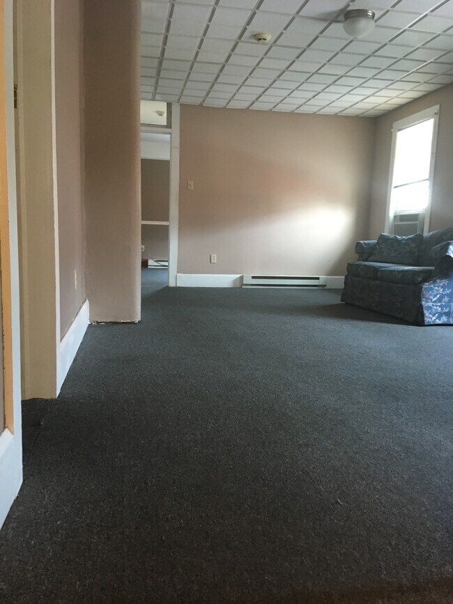 120 S Courtland St 120 S Courtland St East Stroudsburg PA 18301