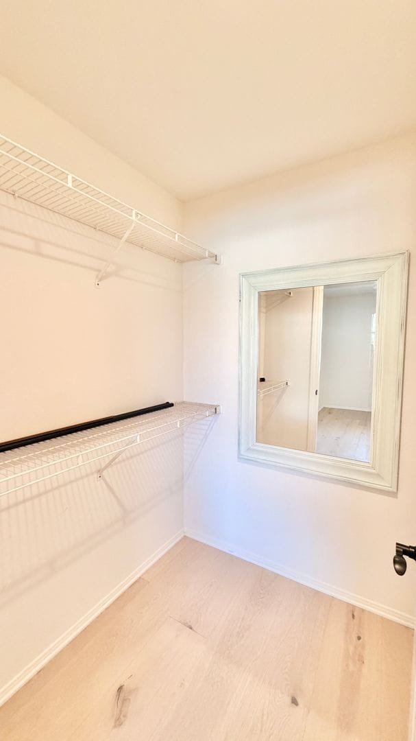 Building Photo - Beautifully Remodeled and Updated Upstairs Condo Unit in the Private & Gated Vista Way Village Co...