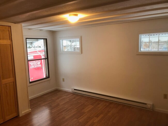 Building Photo - 4 Dunn Ave