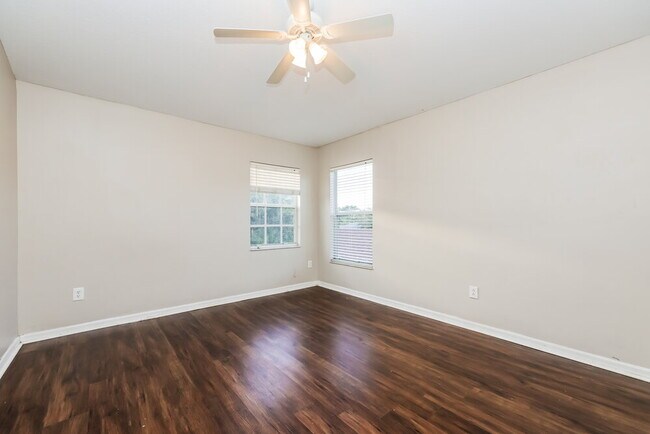 Building Photo - 12626 Adventure Dr