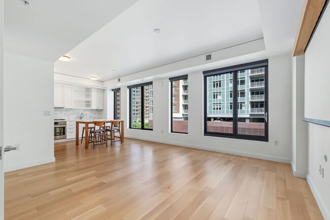 Building Photo - 1750 Wewatta St