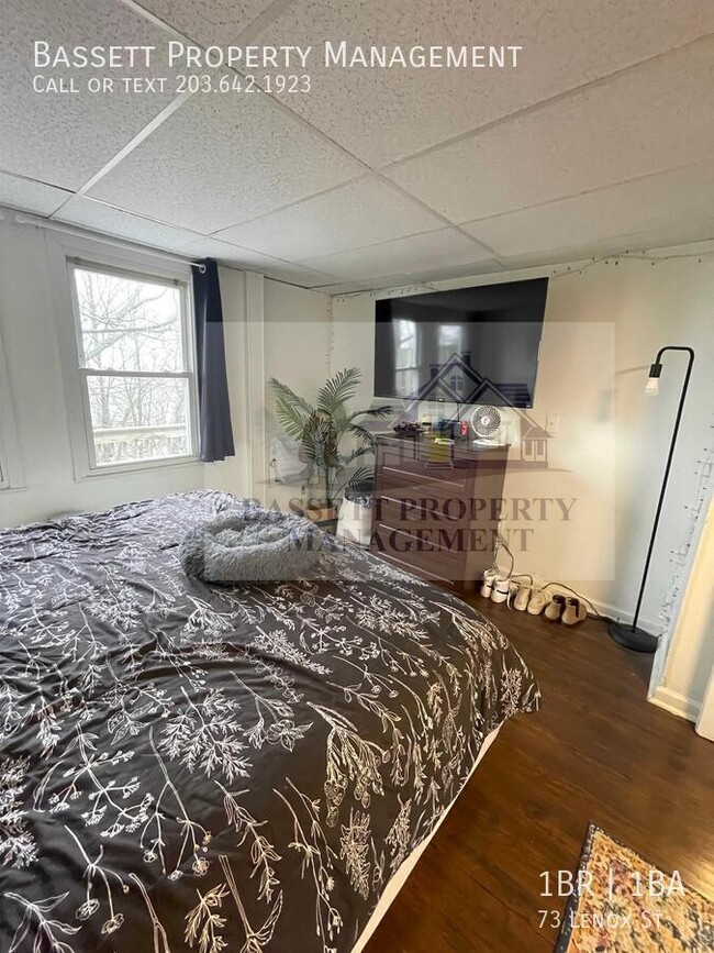 Building Photo - 73 Lenox St