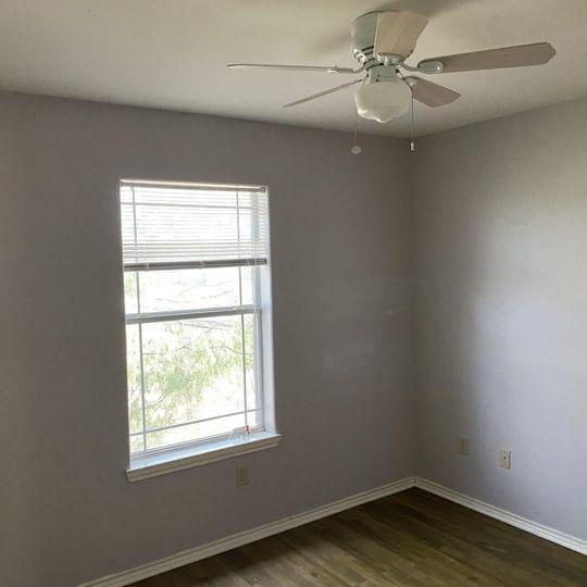 Building Photo - 403 N 48th St