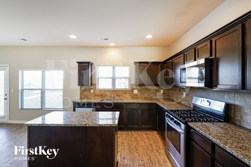 Building Photo - 1513 Culpepper Ln