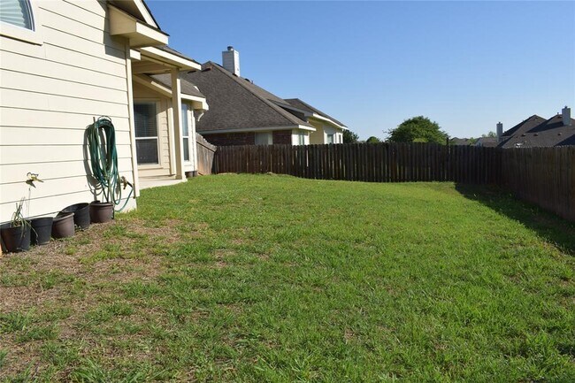 Building Photo - 248 Pecanwood S