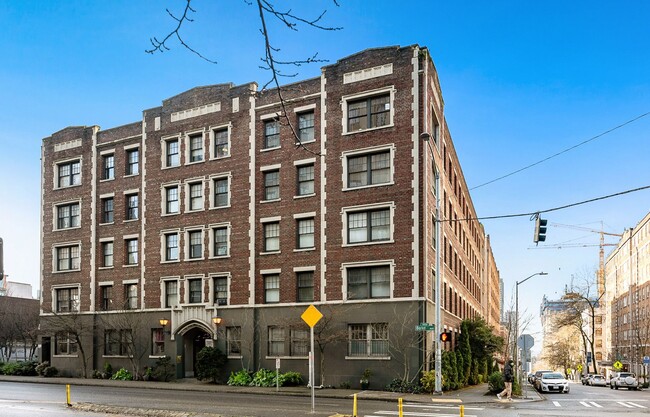 Building Photo - Chasselton