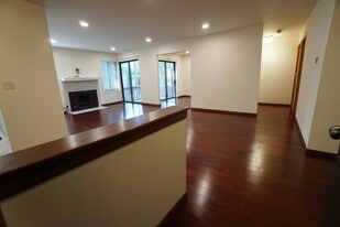 Building Photo - 6237 Trinity Dr