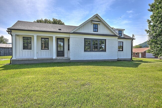 Building Photo - Updated and restored Original Farm House Style