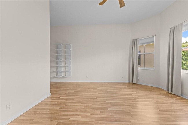 Building Photo - 1441 Cardinal Way