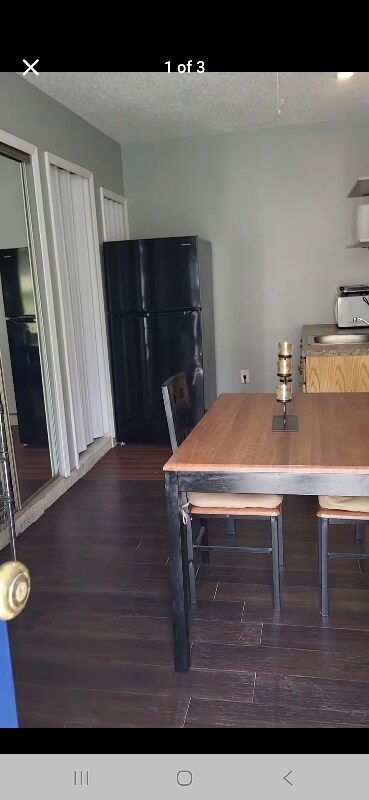 Building Photo - 4498 Deer Valley Dr