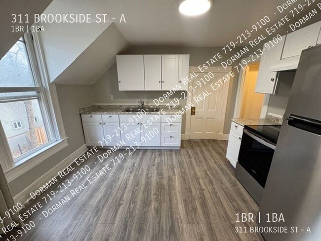 Building Photo - Awesome 1 Bedroom Apartment