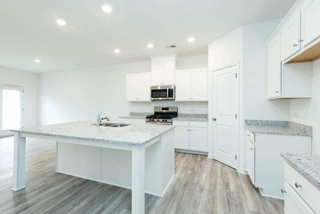 Building Photo - 1926 Frisco Wy