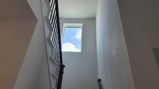 Building Photo - 21642 Coronado Grn Dr