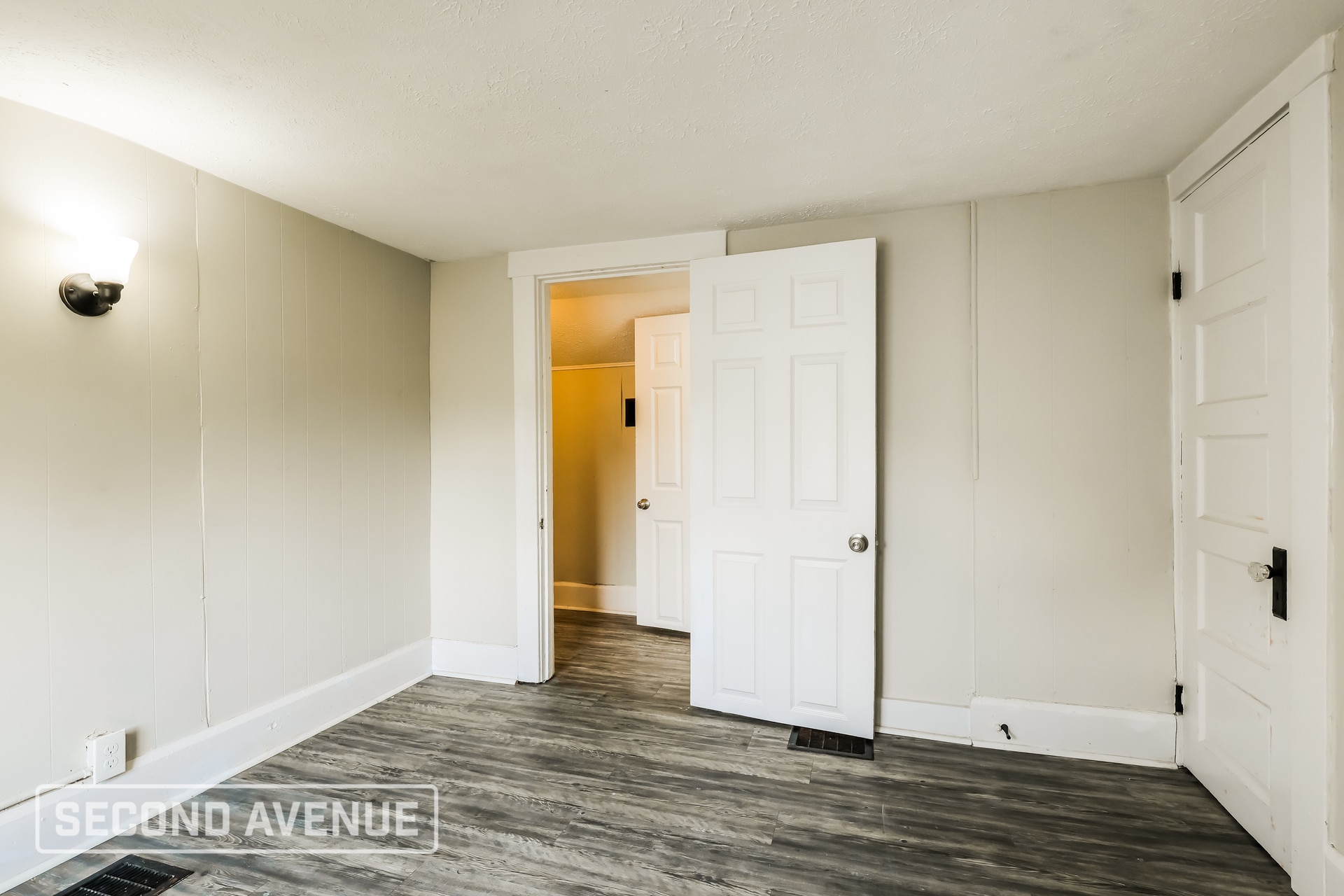 Building Photo - 459 S 41st St