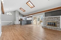 Building Photo - 3460 E Catalpa St