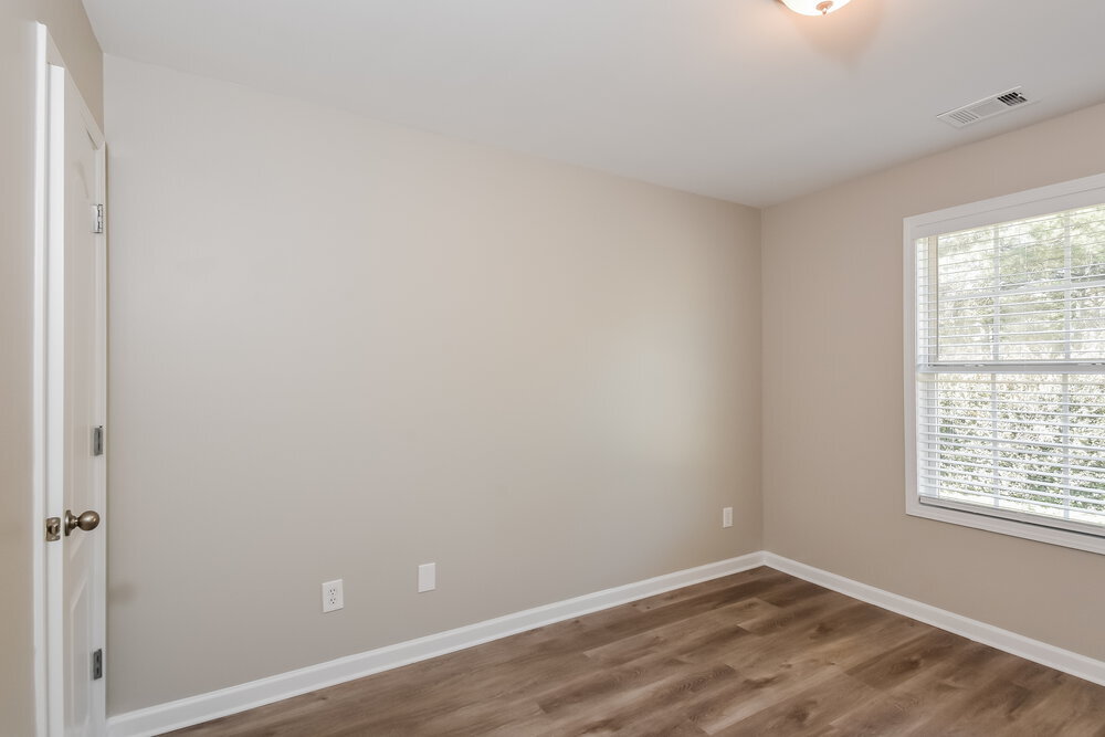 Building Photo - 242 Derby Ct