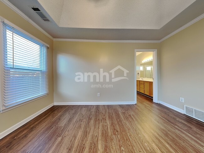 Building Photo - 6857 Briarfield Ln