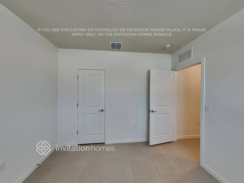 Building Photo - 1891 Tohoqua Blvd