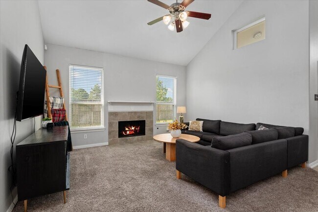 Building Photo - 32027 Steven Springs Dr