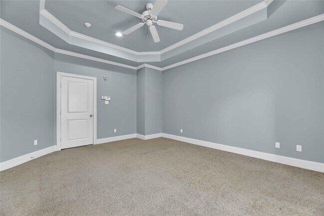 Building Photo - 4631 Regent Manor Dr